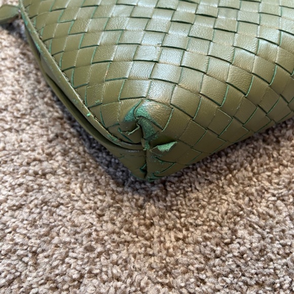 Woven leather crossbody handbag - Picture 3 of 6